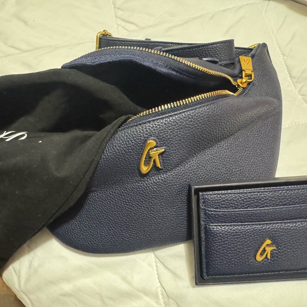 Navy Glam-Aholic Fanny Pack - Picture 3 of 4